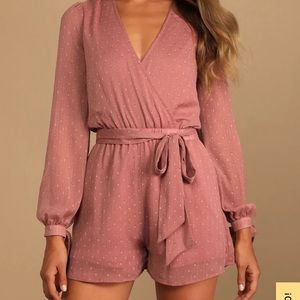 Lulu’s Closer Look Dusty Rose Swiss Dot Tie-Sleeve Romper